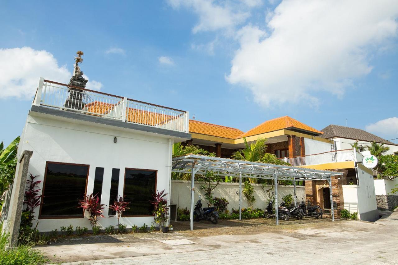 Frangipani House And Spa By Ecommerceloka Hotel Canggu  Exterior photo